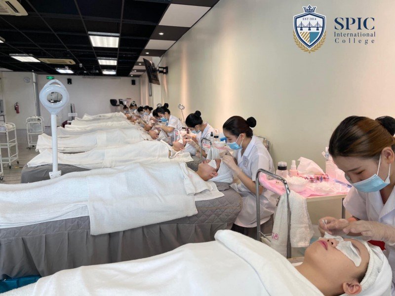 马来西亚美容师培训