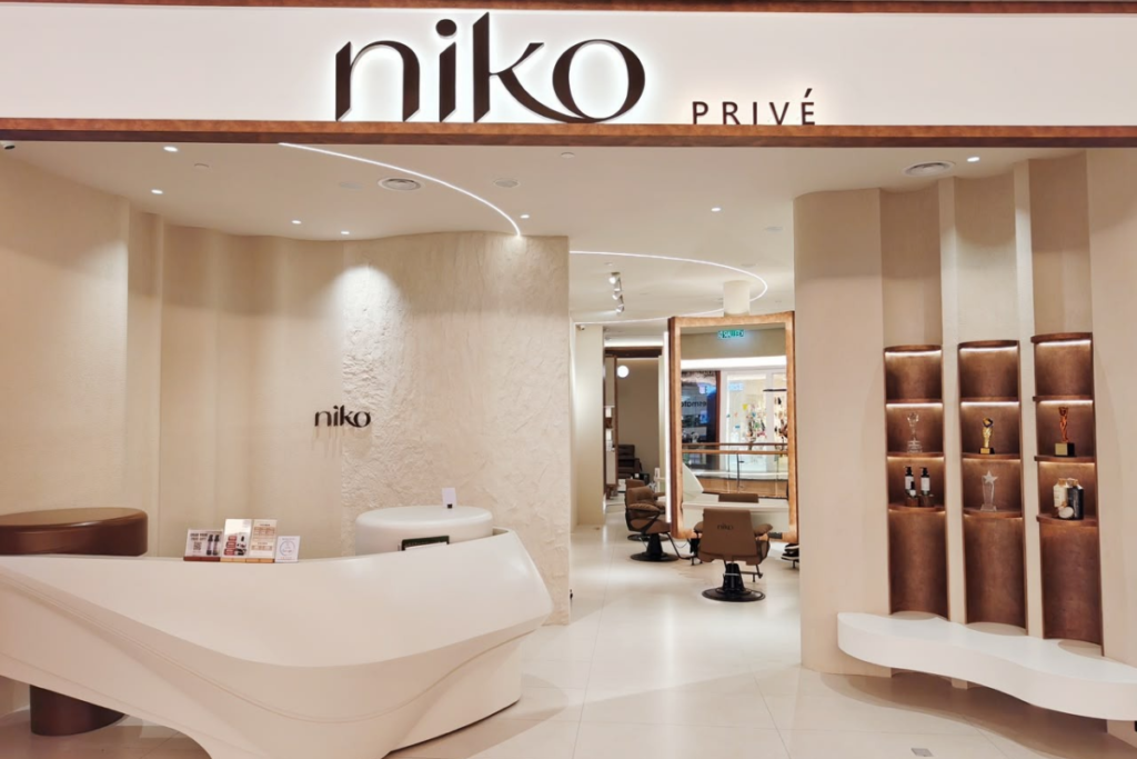 Niko Head Spa 染发烫发怎么搭配？5种发色与卷度灵感，从日常穿搭、打理习惯到六家门店选择